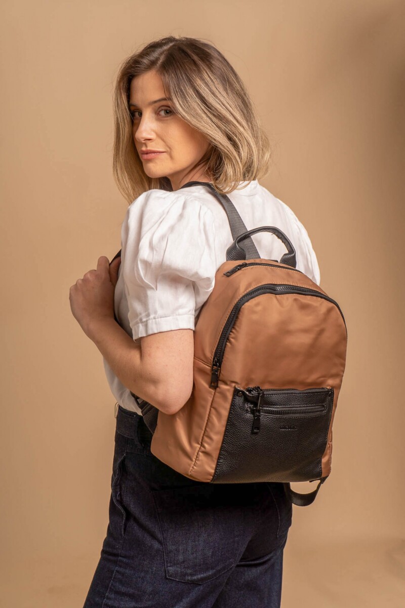 MOCHILA ORQUIDIA - CAJU 