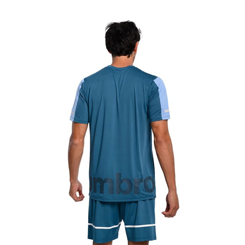 Remera Umbro Combined Loose de Hombre - 20106039 Petroleo-celeste