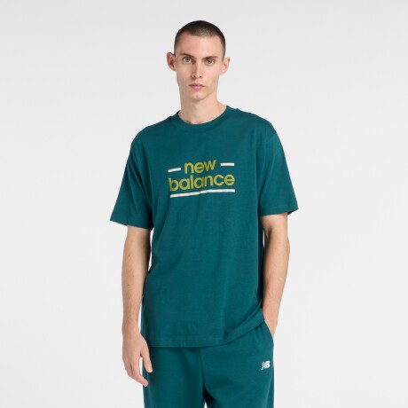 Remera New Balance de Hombre - Linear Lines - MT53927AAV GREEN
