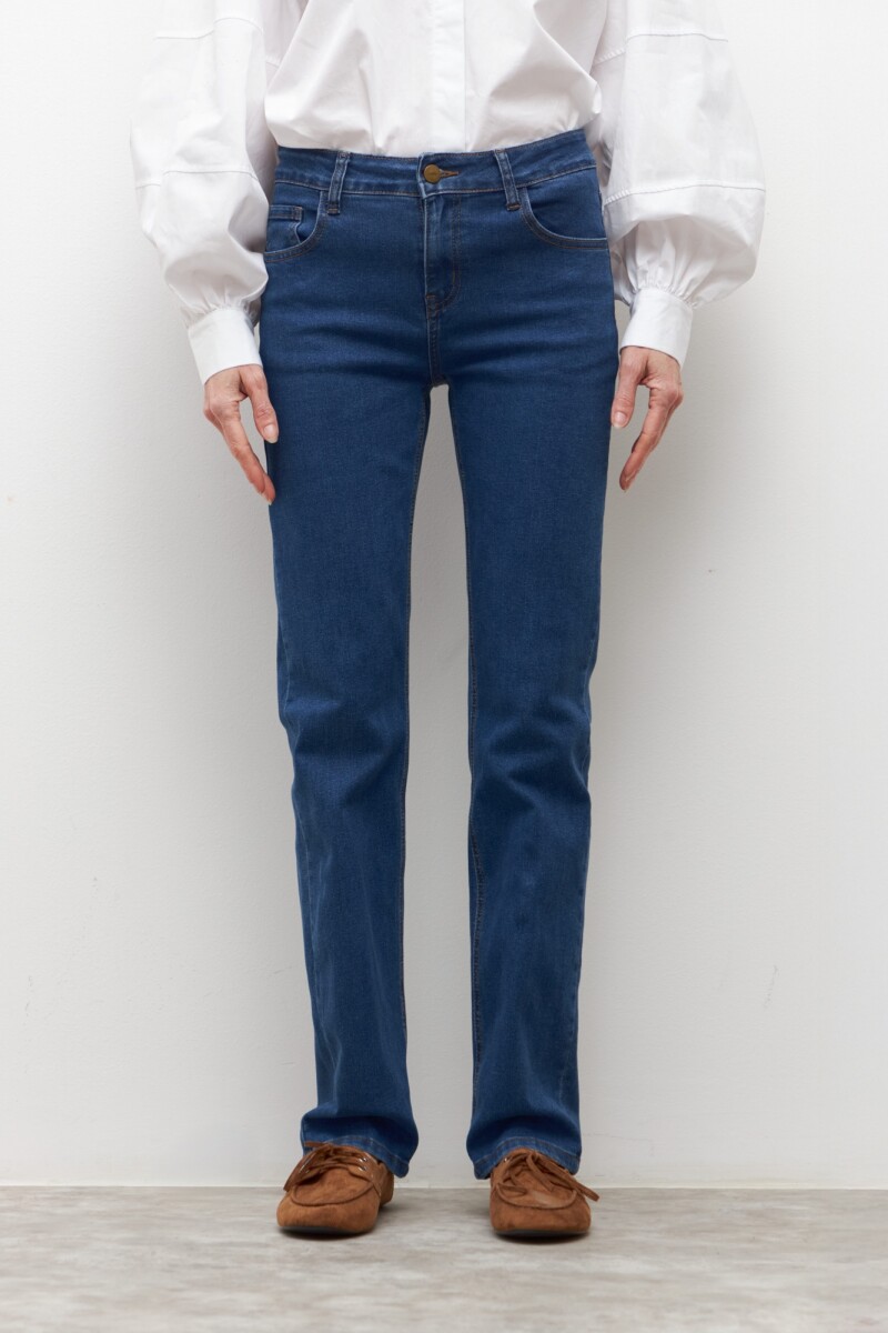 Jean recto Ana jean medio