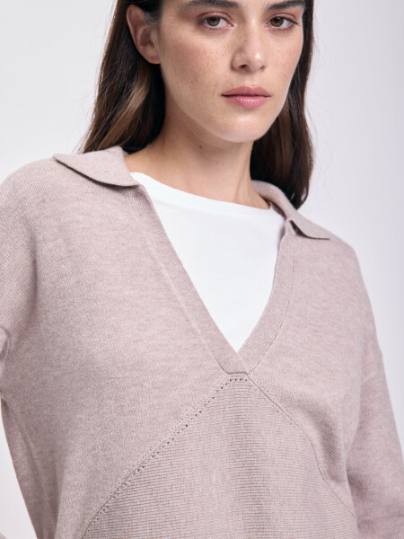 Buzo punto cuello polo Beige