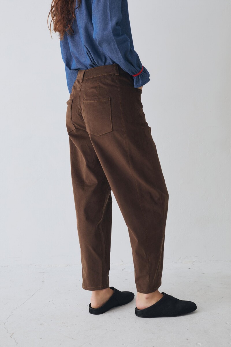 PANTALON BARREL CORDEROY Chocolate