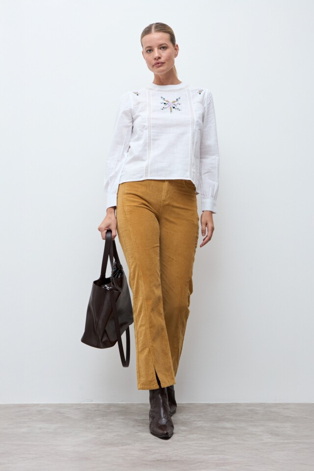 Blusa bordada blanco