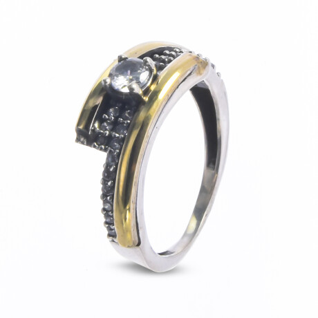 Anillo de plata 925 y double en oro 18 ktes con circonias. Anillo de plata 925 y double en oro 18 ktes con circonias.