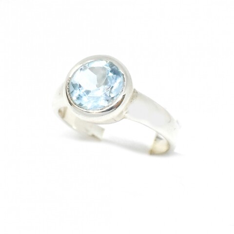 Anillo en Plata 925 con Topacio Anillo en Plata 925 con Topacio