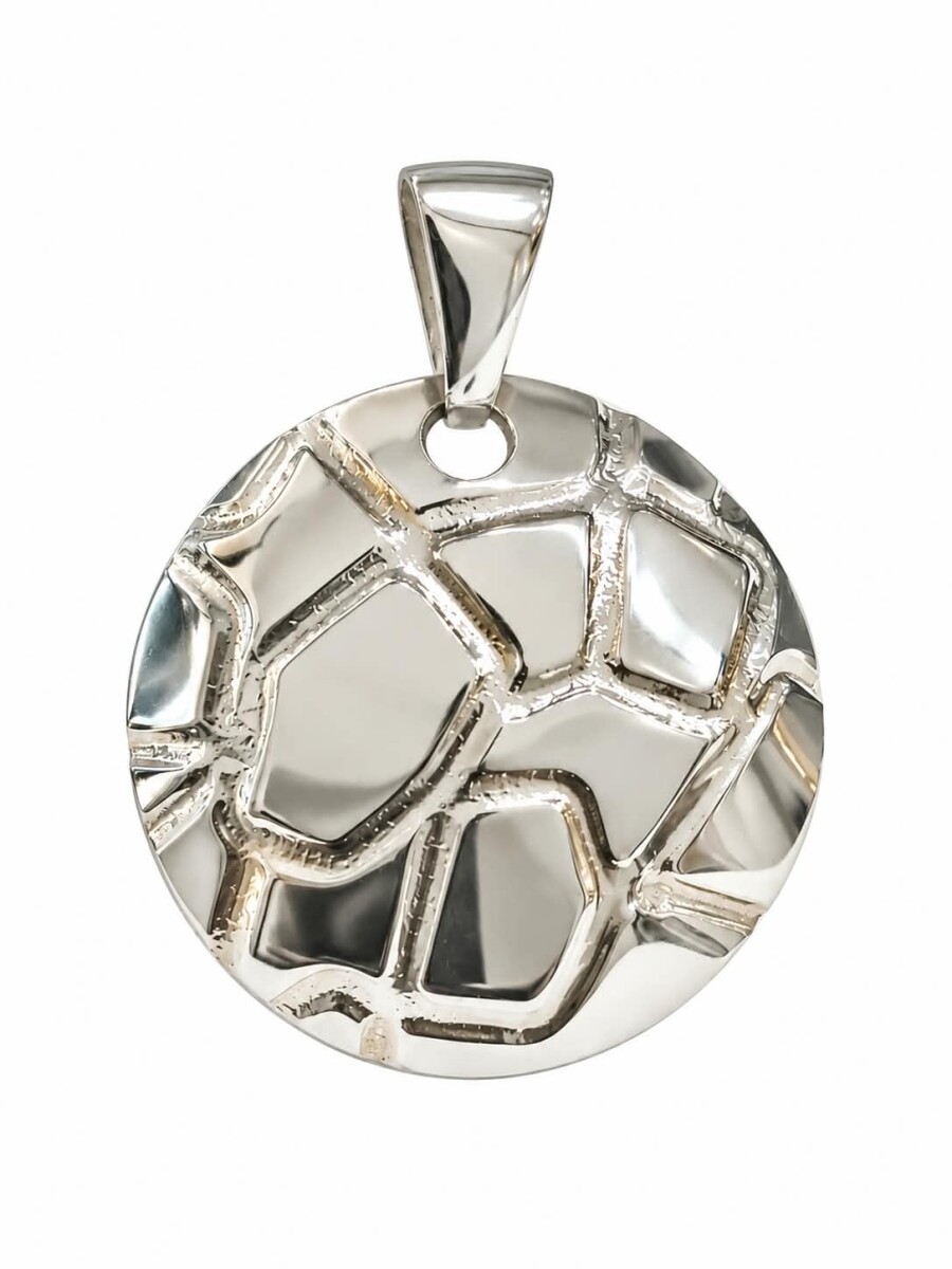 Colgante martillado en plata 