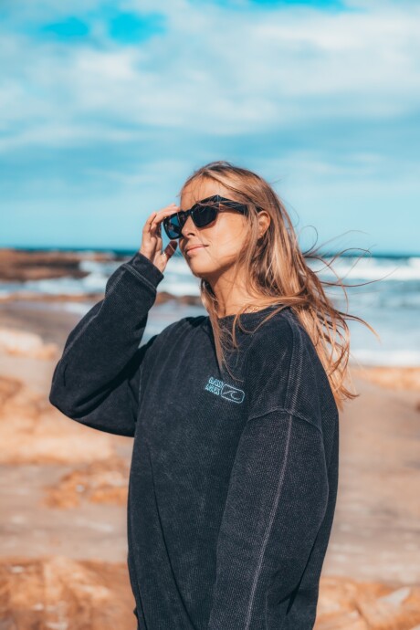 Buzo Acanalado Clásico / Negro U