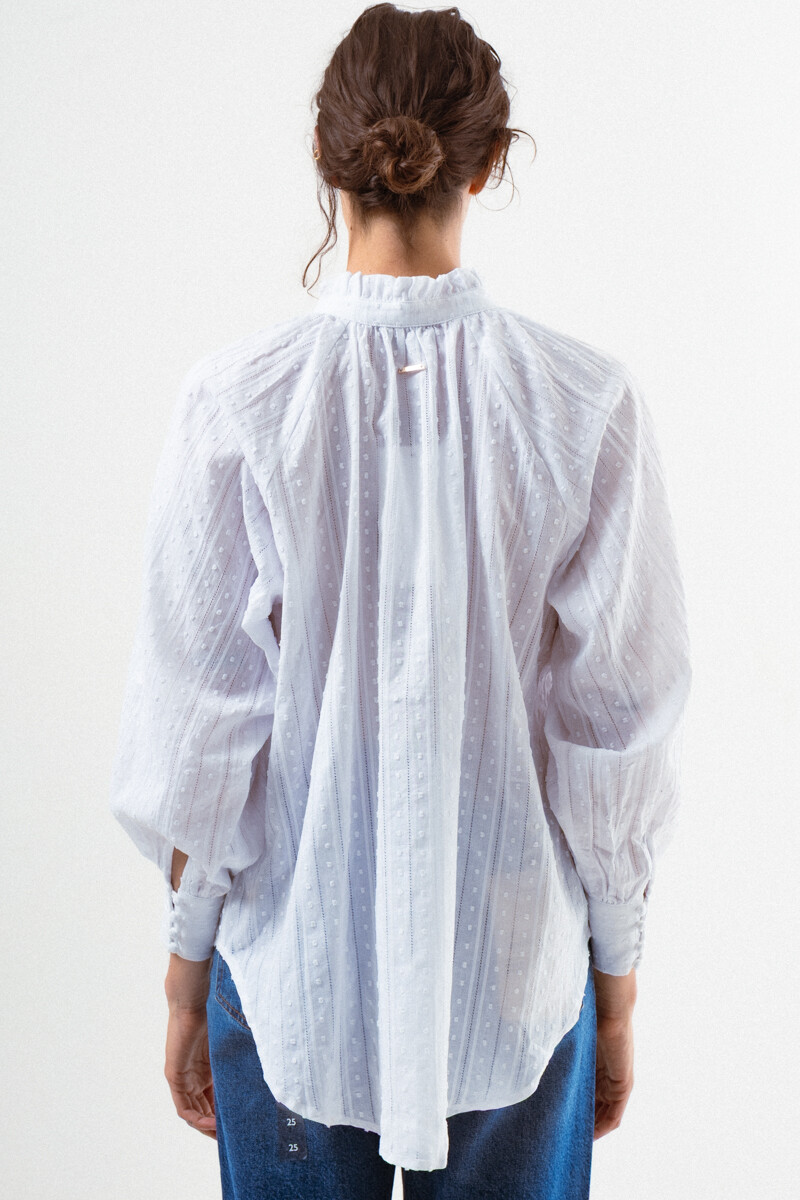 Ladis White