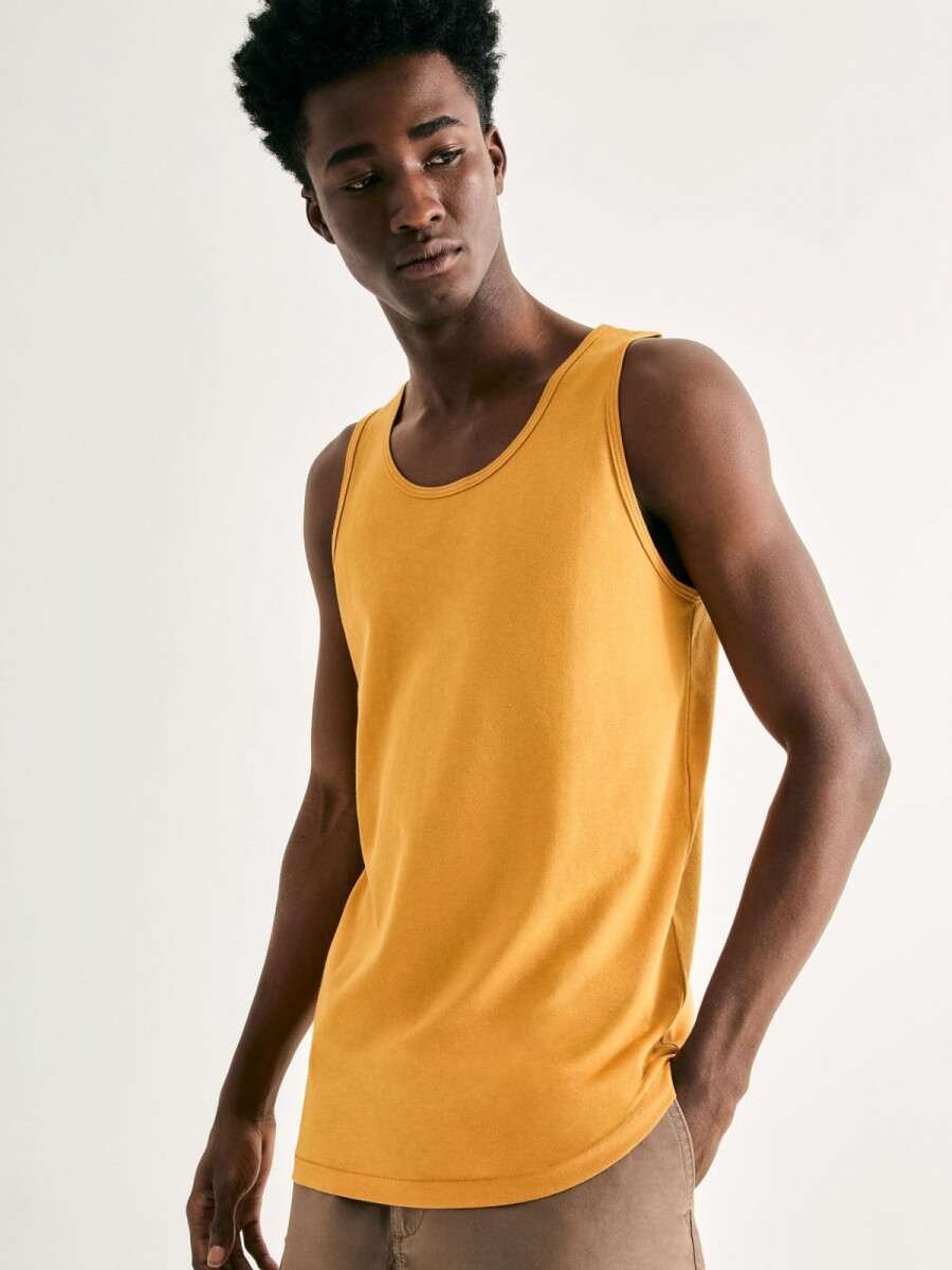 MUSCULOSA BÁSICA MASCULINA - AMARILLO 