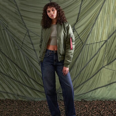 Campera Bomber MA-1de dama Alpha Verde