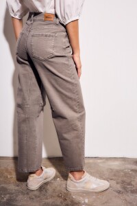 Jean Barrel Lavado Oliva