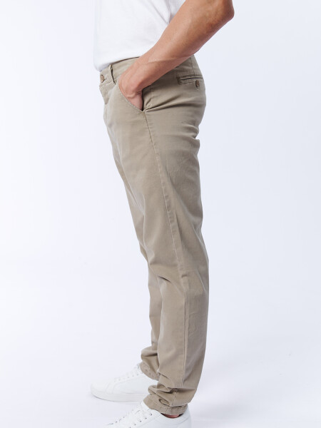 Pantalón Chino Tostado