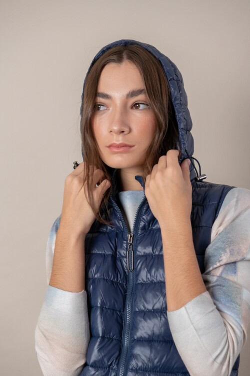 Chaleco con capucha Azul Marino