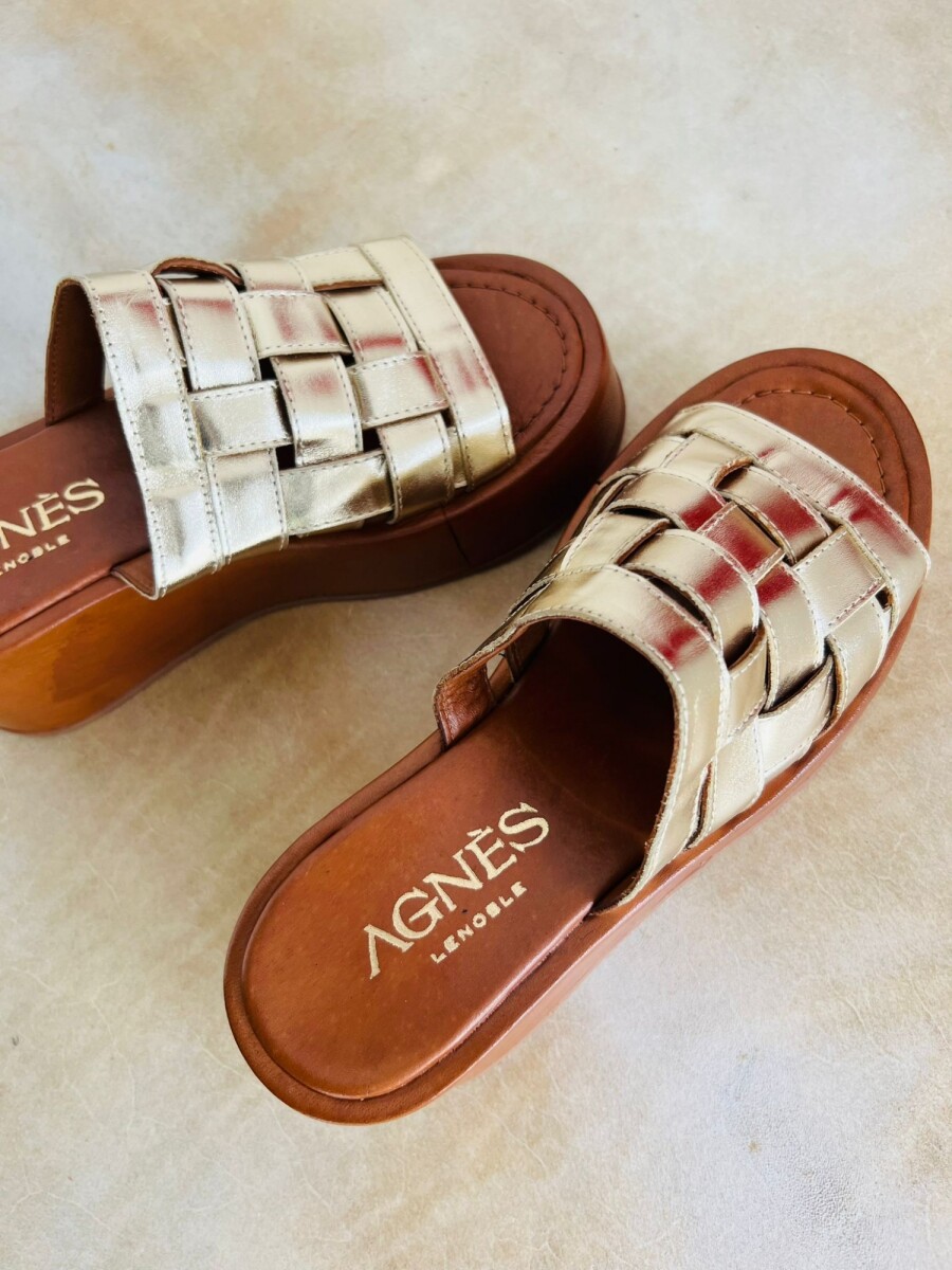 Furor Sandal - Dorado Suave 