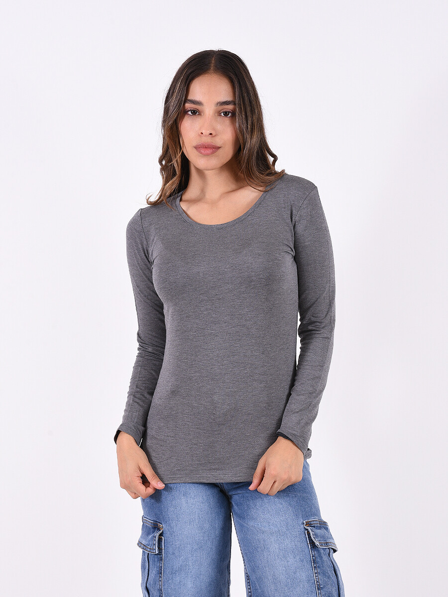 REMERA BÁSICA SOFIA - GRIS OSCUROGenérico 