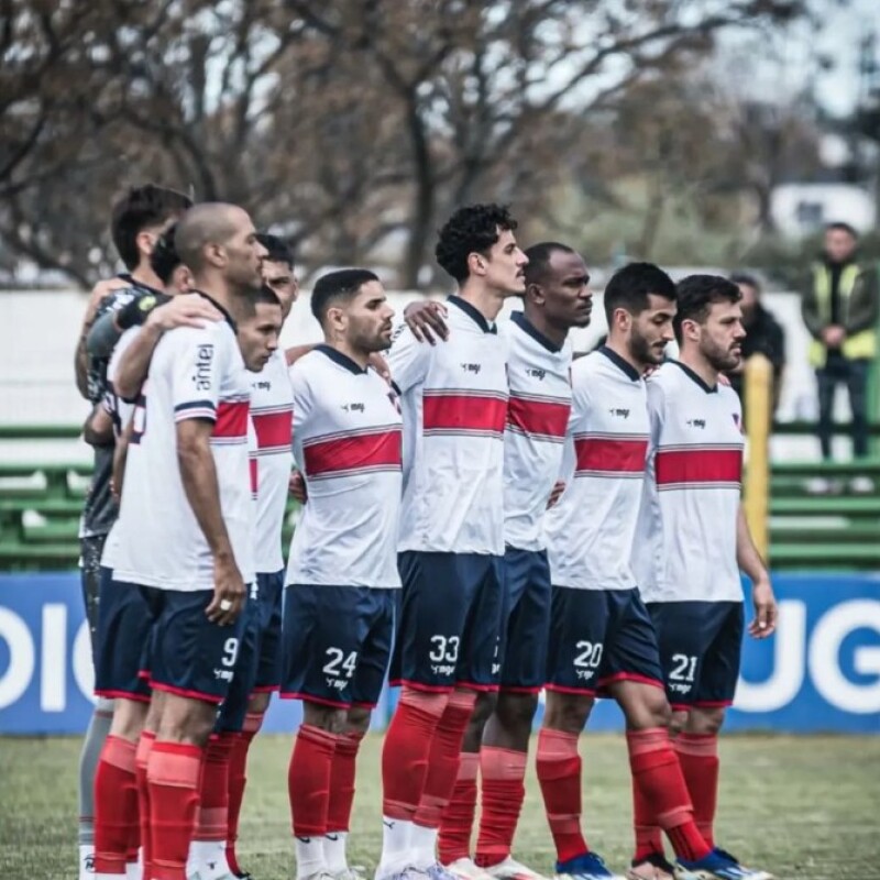 Camiseta Club Atlético Atenas / Alternativa Camiseta Club Atlético Atenas / Alternativa