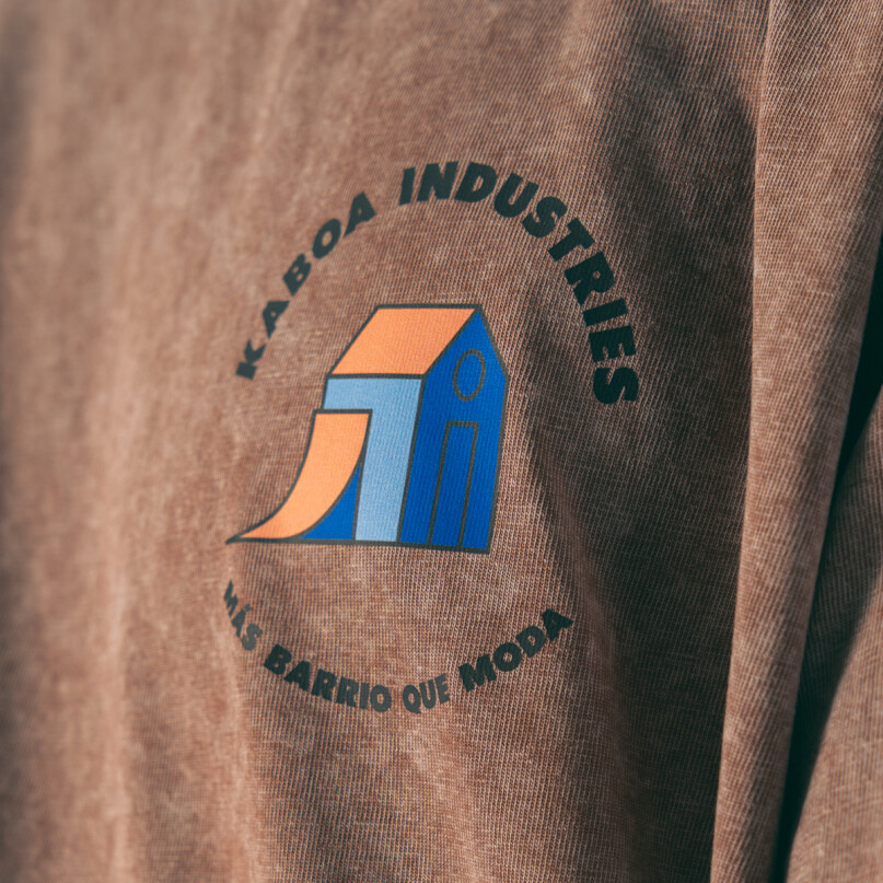 REMERA OVERSIZE - LA INDUSTRIA DE TONY REMERA OVERSIZE - LA INDUSTRIA DE TONY
