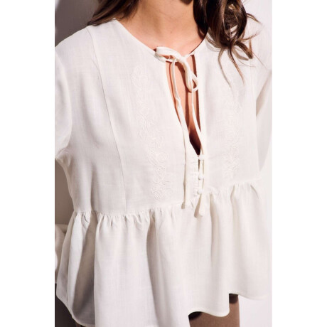 Blusa Viscosa Bordada Nacar