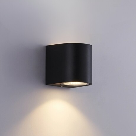 ARTEFACTO EXTERIOR ASTI PARA ADORSAR EN PARED UNIDIRECCIONAL 5W Artefacto De Exterior Asti Para Pared Unidireccional LED 5W Negro