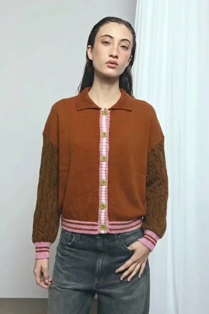 Cardigan con piping tostado