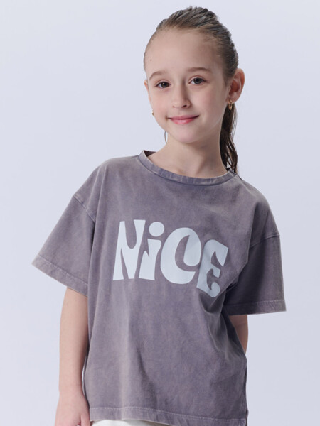 Remera nice Gris