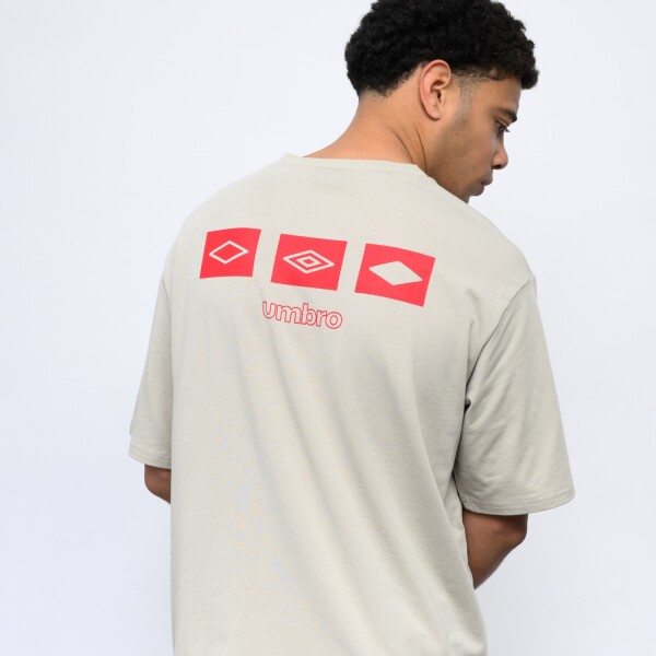 REMERA TRUCKER Umbro Hombre 0b4