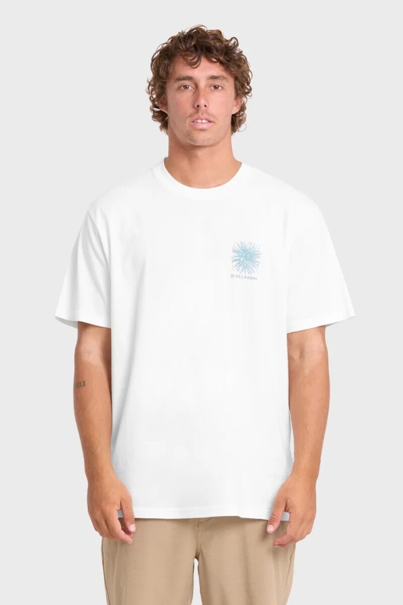 REMERA MONTAGE PREMIUM SS B-blanco