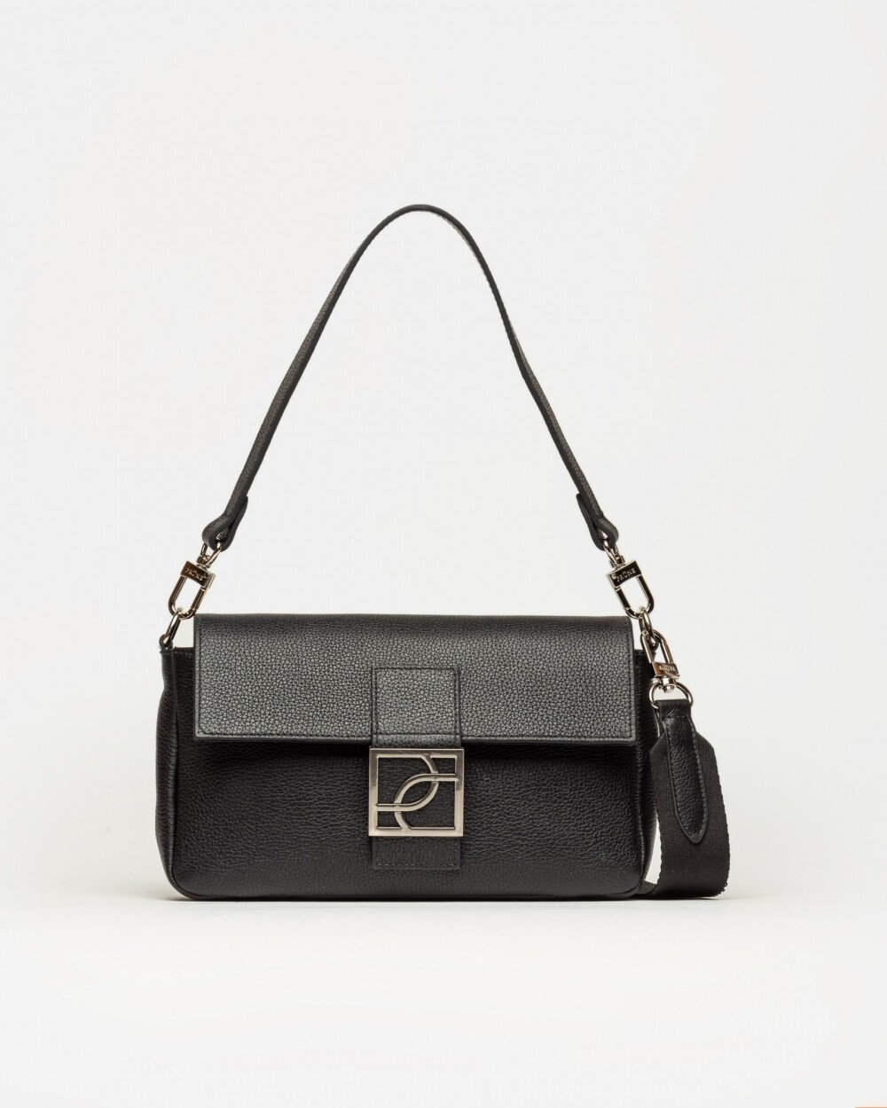 Cartera al hombro Signature en cuero graneado Negro