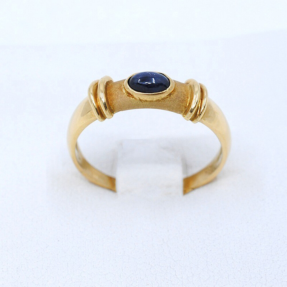Anillo En Oro 18K Y Zafiro Anillo En Oro 18K Y Zafiro
