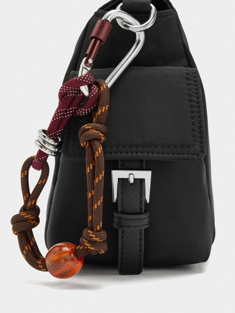 Bolso Bandolera De Nylon Con Colgante negro
