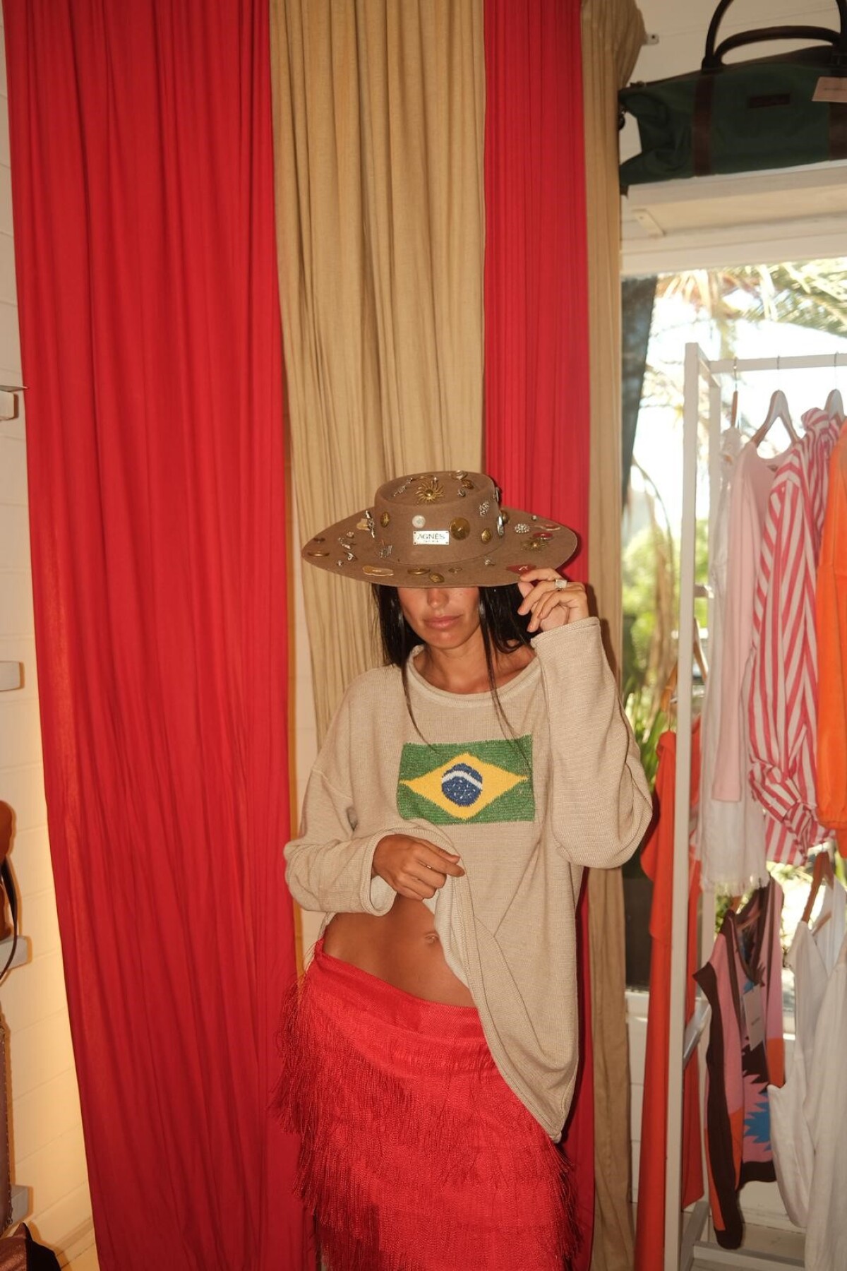 Sweater Flag Brasil Beige