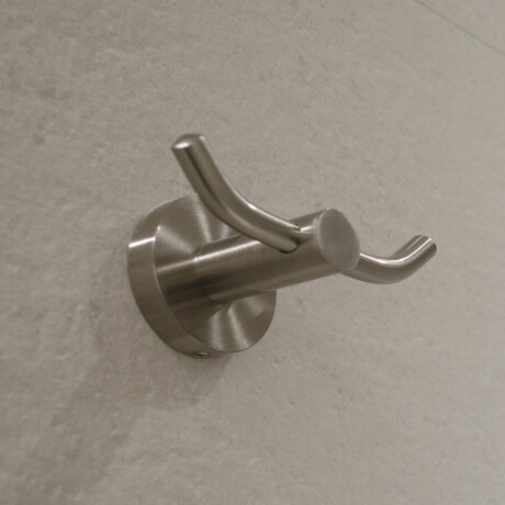 PERCHA METALICA SATINADA TIPO ACCESORIO LINEA ROMA GRIS GRIS-BRUSHED NICKEL