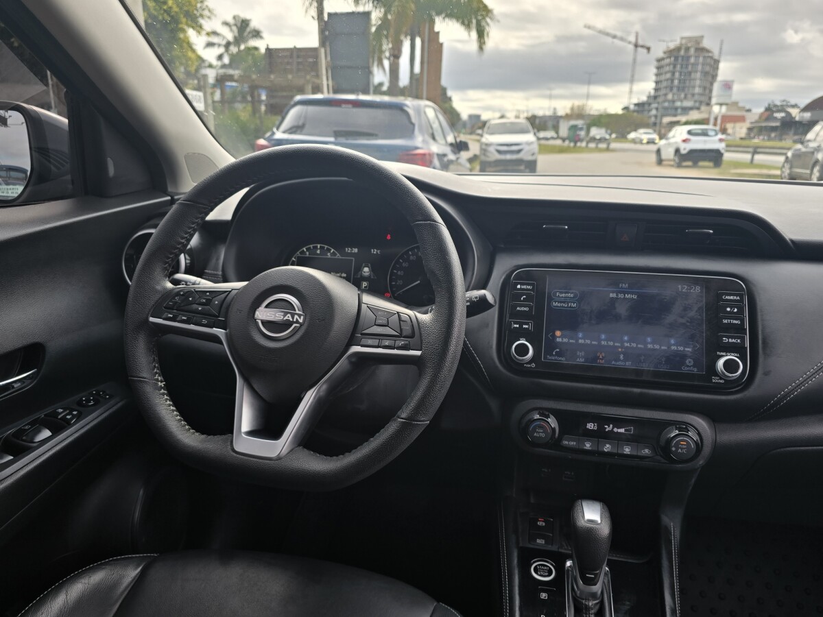 Nissan Kicks Exclusive 1.6 CVT | Permuta / Financia Nissan Kicks Exclusive 1.6 CVT | Permuta / Financia
