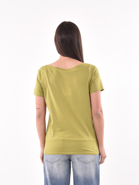 REMERA TAURO ESTAMPADO 1