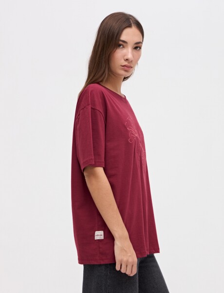 Remera Kiari Bordo
