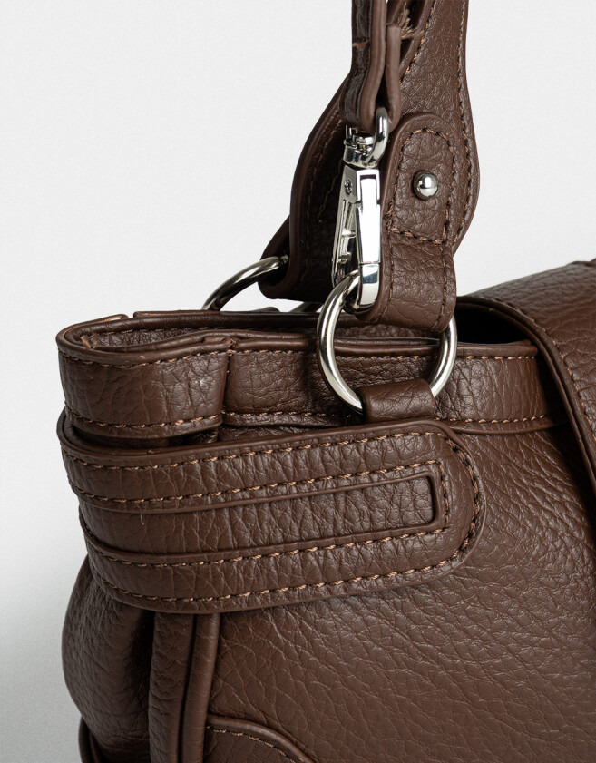 Bandoleras Bandolera Con Charm - Marron Oscuro