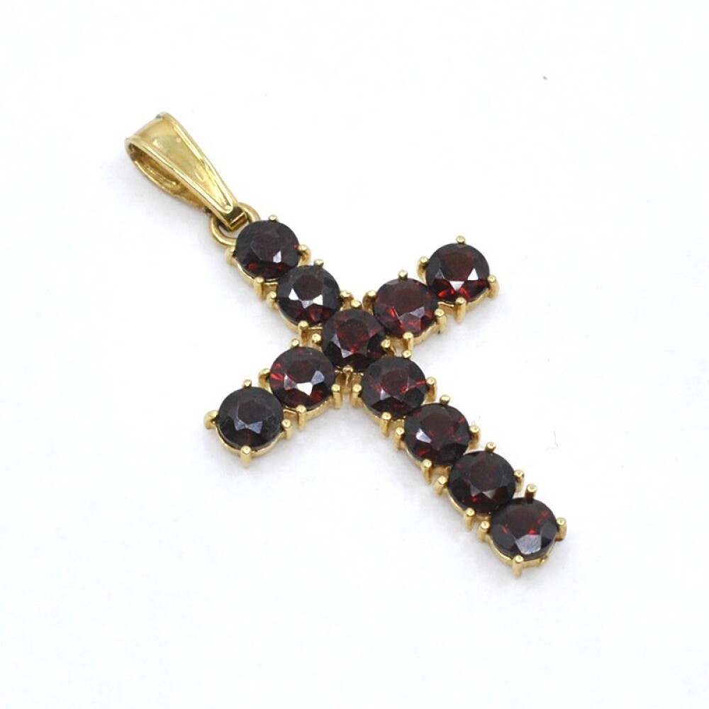 Cruz En Oro 18K Con 11 Granates Cruz En Oro 18K Con 11 Granates