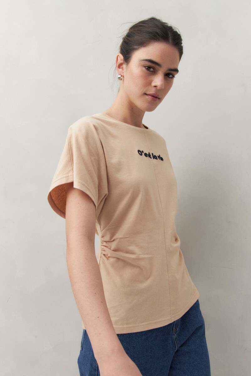REMERA MILERA Arena