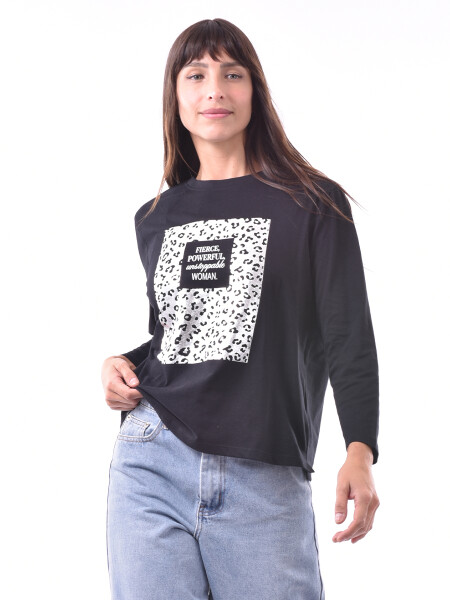 REMERA UPSALA VARIANTE 3