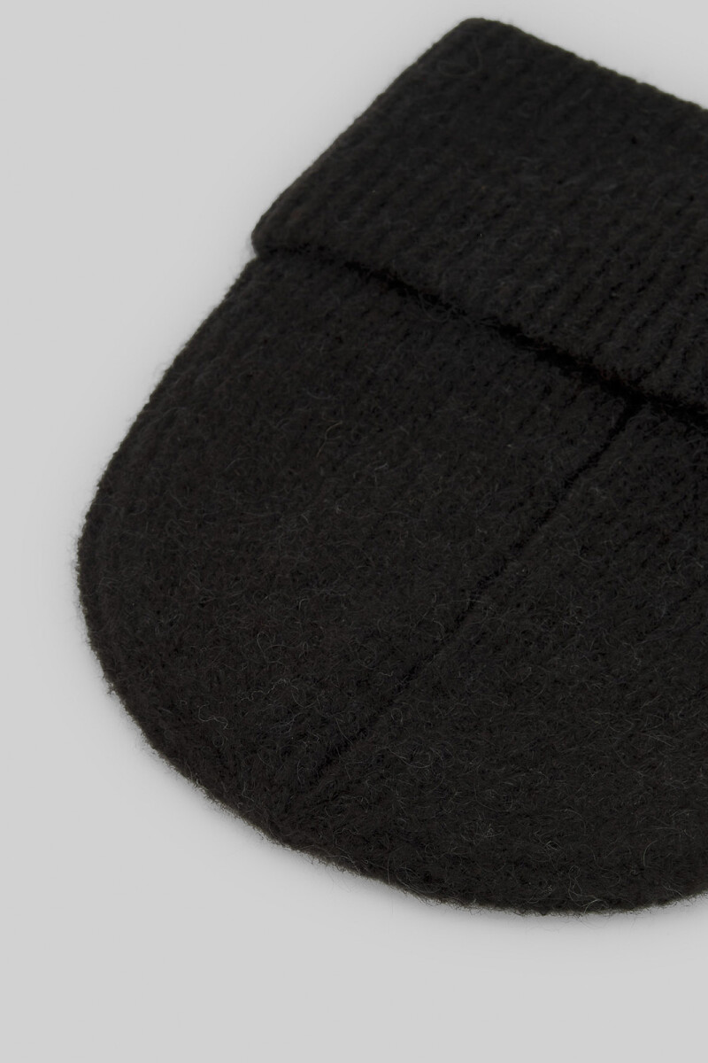 BEANIE Negro