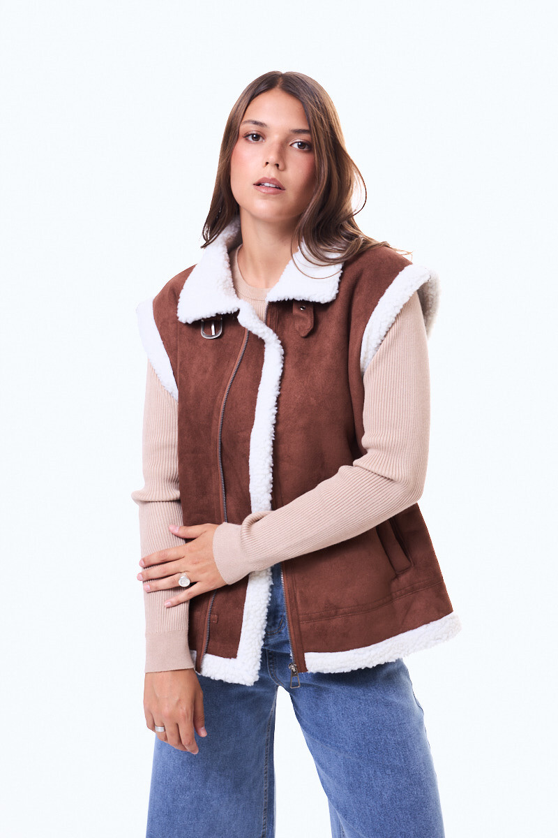 Chaleco gamulán Bolson Camel