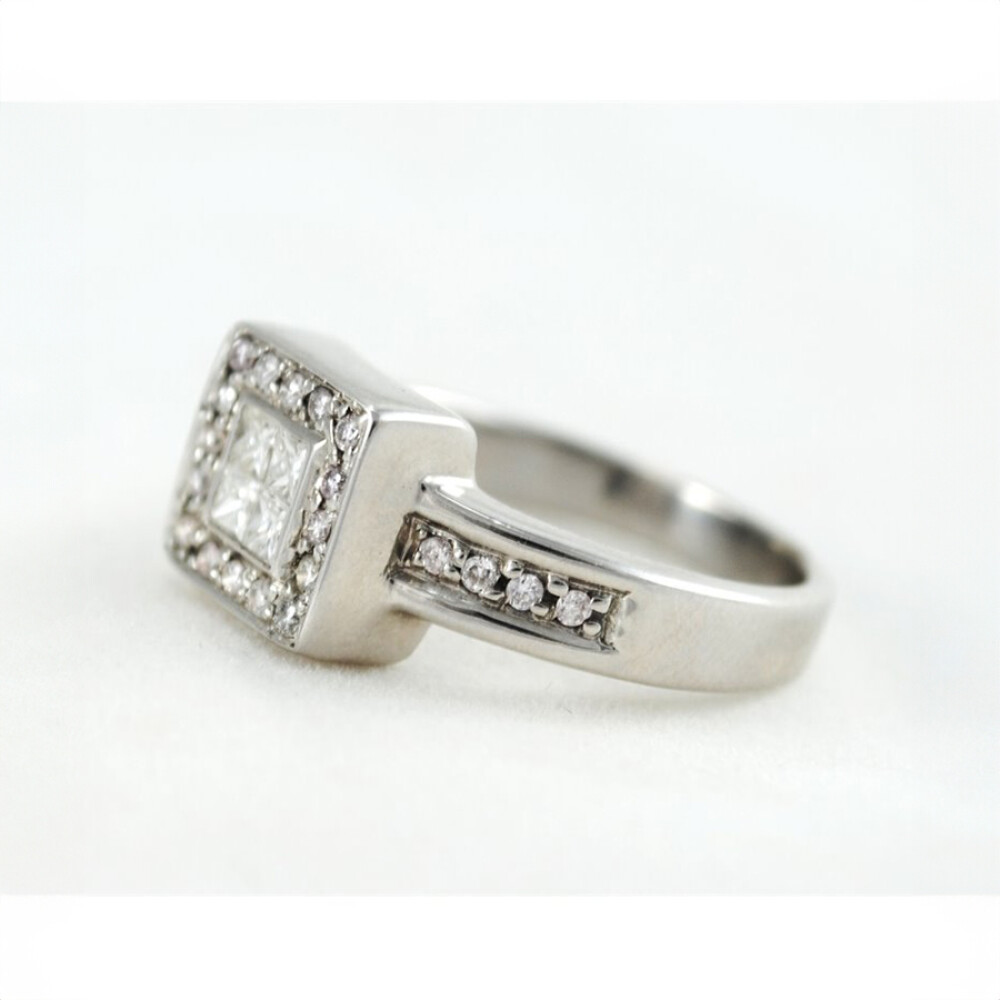 Anillo Oro 18K Y Brillantes Anillo Oro 18K Y Brillantes