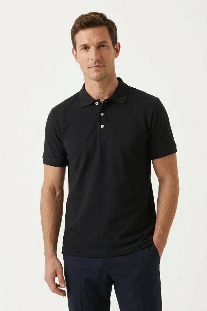Remera m/c polo basica NEGRO