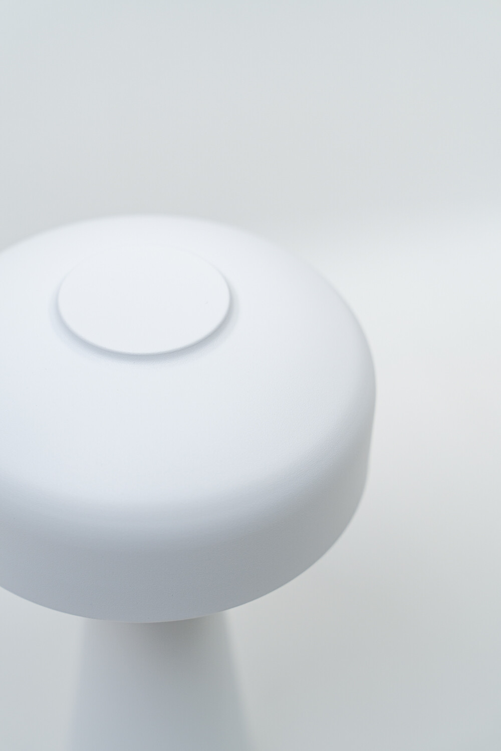 Lampara De Mesa Axira, Touch Usb Blanco