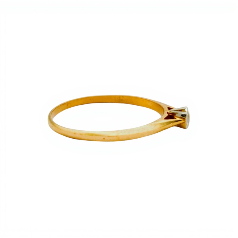 Anillo Solitario-Oro bajo-Piedra Zirconia-AN8086 conpiedra