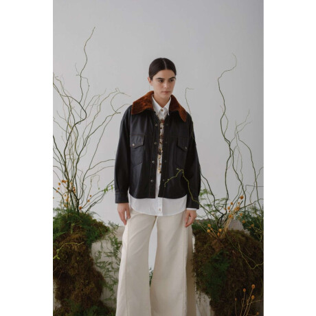 Camisa Couro Short Negro