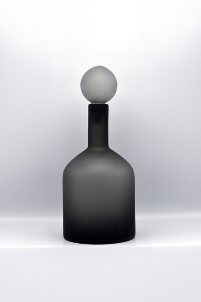 bubbles & bottles matt black Negro