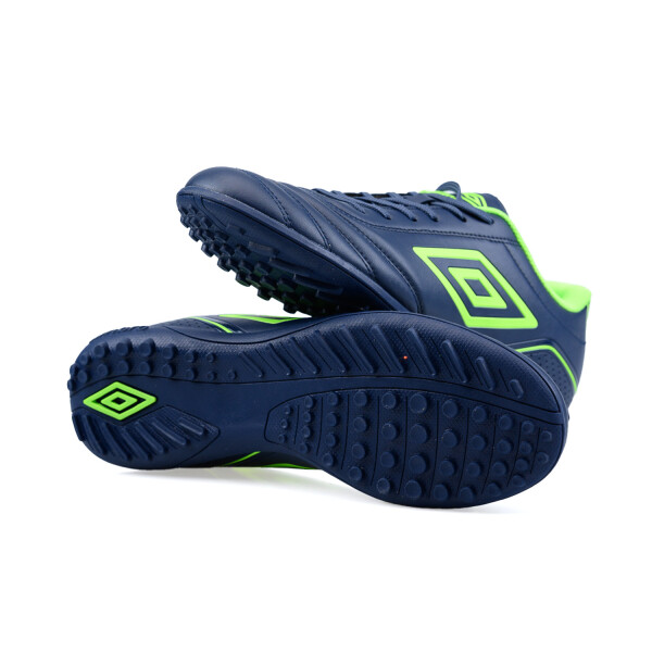 Calzado Classico III TF Umbro Hombre 01s