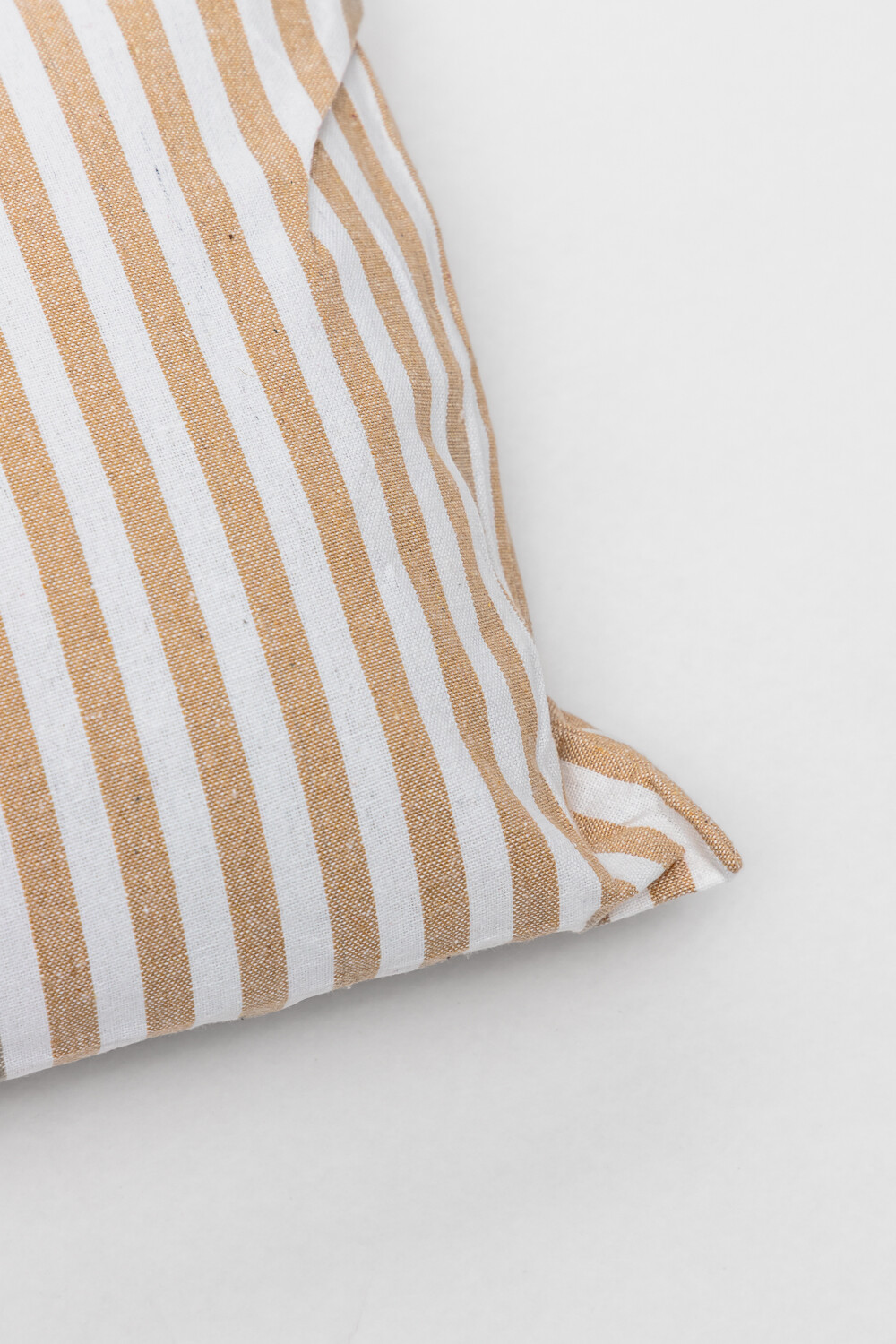 Almohadón Lidia Rayas 70x30 Estampado 2