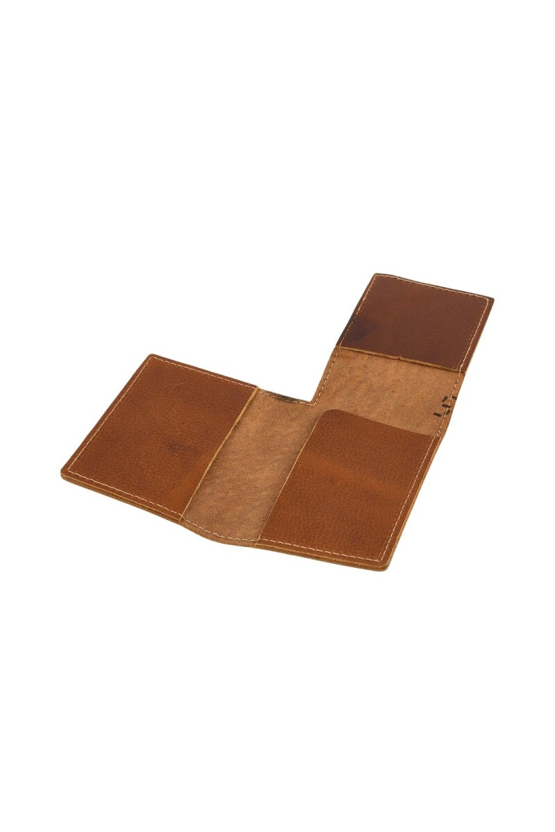 Porta Tarjetas de Cuero Premium: Minimalismo y Organización Elegante. Marron